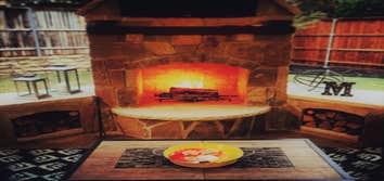 Fireplaces & Fire Pits