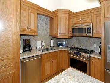 Various custom cabinet projects in the Reno - Sparks area Custom Kitchens, Bars, Ceiling Beams, Wine Cellars, Media Centers, Libraries, Home Office Wor