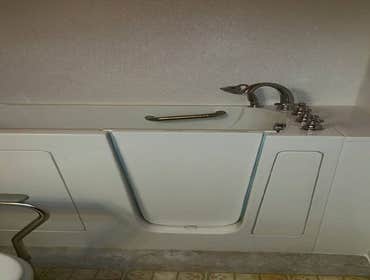 VETERANS WALK-IN TUB We did a Volunteer a job for a Veteran who served our country for years, He fought in World War 2, He was a POW (Prisoner of war) 