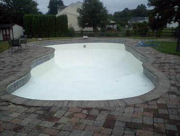 Project photos from Above Water Pool Service Custom Pools, Decks and Sheds. New, Repairs, Renovation, Remodel, Vinyl Liner Replacement. Above Ground an