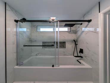 Bathtub Porcelain Bathroom