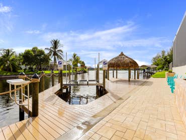 Photos by Arnold Roberts Signature Homes Inc #1