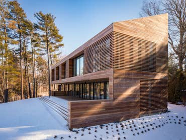 DECKHOUSE