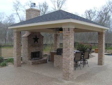 Outdoor Kitchen and Fireplace