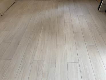 Porcelain Tile Installation. Pulsar Construction, Inc. Manhattan Beach, CA.
