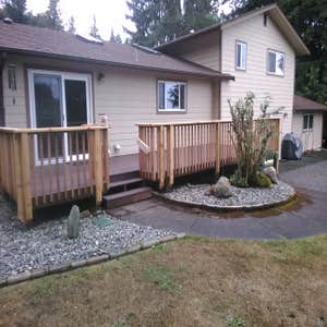 a beautiful new cedar deck