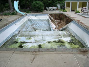 Project photos from Above Water Pool Service Custom Pools, Decks and Sheds. New, Repairs, Renovation, Remodel, Vinyl Liner Replacement. Above Ground an