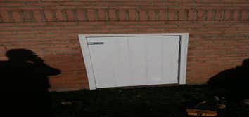 Composite crawlspace door