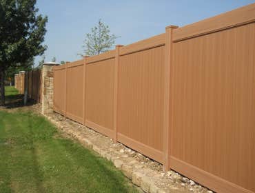 Future Outdoors Vinyl Fences Future Outdoors provides fence installations of many different styles and colors of vinyl fences. These fences are made of