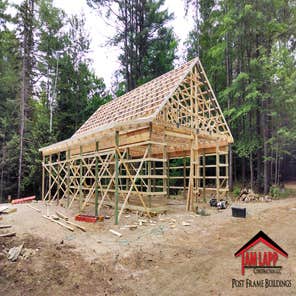 Speciality Polebarn Building in Shoemakersville, Pennsylvania Project Overview
22′Wx22′L Porch Attached to Gable.
6/12 Pitch Attic Storage Trusses.