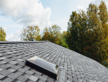 Roofer in Scottsdale, AZ