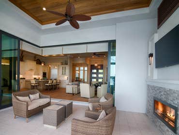 Indoor/Outdoor Living