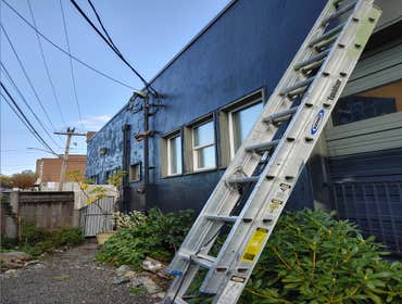 Piece of mind cannabis shop Exterior repaint