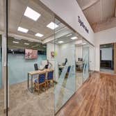 Fresh & Beachy Vibes Creating a carefree, beachy vibe for a financial institution in a heavily trafficked retail center is anything but effortless.
Fo