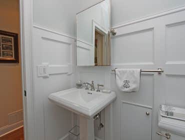 Powder room