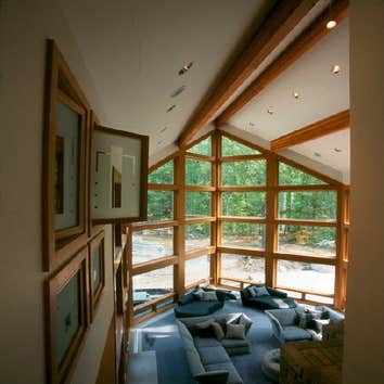 Vacation Beach Residence This Vacation Beach Home located in the center of a 5 acre site near Lake Michigan was designed with a contemporary but minima