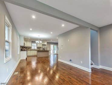 60 Ralph Place