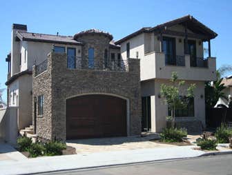 Roof Stage at Front Facade