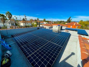 Solar installation on a flat roof - Los Angeles Beautiful solar installation on a flat roof in Los Angeles.