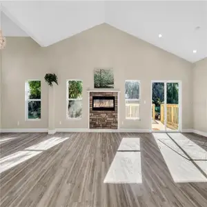 34140 Park Ln Leesburg
