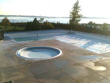 Marble Dusting | Diamond Brite | Coping | Tile Residential & Commercial
Please note: this is only a sample of our projects.
Visit one of our websites 