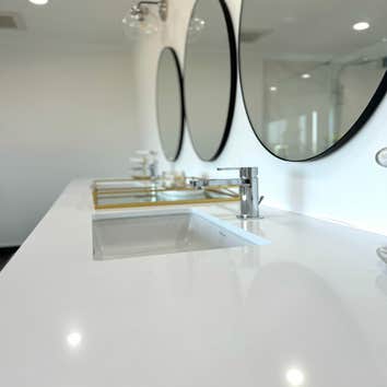 Master Bathroom Remodeling Now this is a dreamy master bathroom ? Another successful project completed, blending elegance and tranquility.