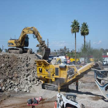 I 17 & Northern Crushing Concrete Rental Equipment supplied to contractor for recycling concrete on the demolition project to reduce waste to landfill 