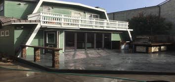 Outdoor Living & Kitchen