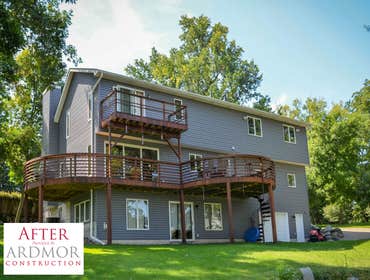 St Paul - Project IKO Cambridge in Charcoal Gray
Mastic Quest Vinyl D4.5 DutchLap in Glacier Blue
9 Andersen Casement Windows
White Fascia
103 LF Gutte