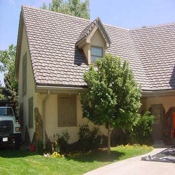 Big Creek Roofing & Restoration
Committed to making sure your roofing problems are solved quickly.