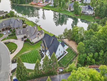 Photos by Ninth Construction Inc #1 Aprox 4,000 New construction Ground Up