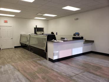 Seafood Market Storefront Design/Build 1,250 sf storefront build out, new framing, drywall, flooring, paint, countertop, plumbing and electrical, FRP i