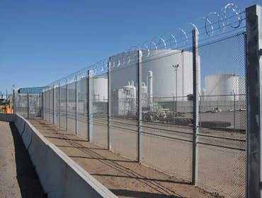 CHAIN LINK FENCING GALLERY