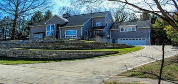 Acme Roofing & Siding Co