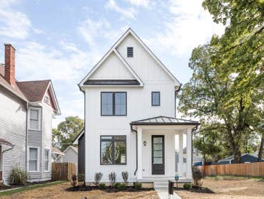 Downtown/Move-In Ready Home 2