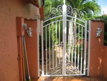 Aluminum fences