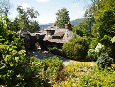 Shingle Style Mountain Home 3,200 Square foot custom home 