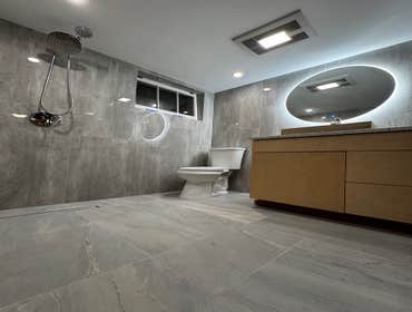 Curb less shower