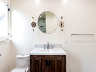 Guest Master Bathroom & Flooring - Glendale