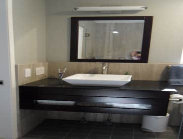 Independent Tile & Stone