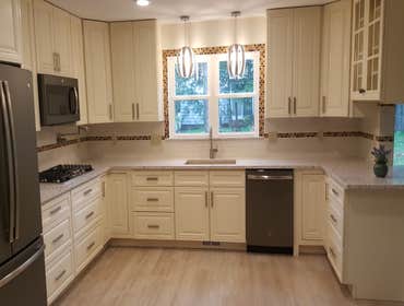 Contemporary Kitchen
