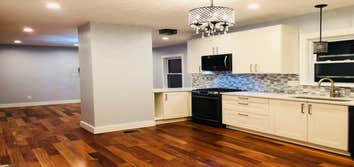 Ossipee Road remodel This White House Construction project truly demonstrates our "blueprint to key" capabilities. Our staff architects developed the p