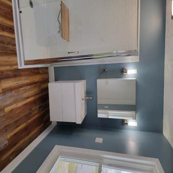 This is the 2nd bath we put in