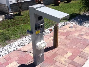 RV Pedestals