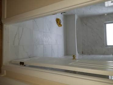 Ceramic Tile Bath