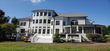 A Touch of Color Painting & General Contracting LLC