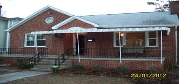 Residential Remodel Originally built in the 1930s, this home is located in a downtown area.