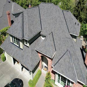 Brave Roofers LLC