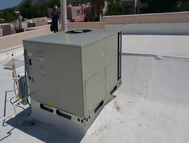 3 ton package unit on curb