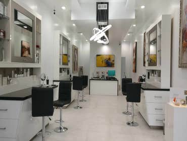 High end store Plan.design. develop.